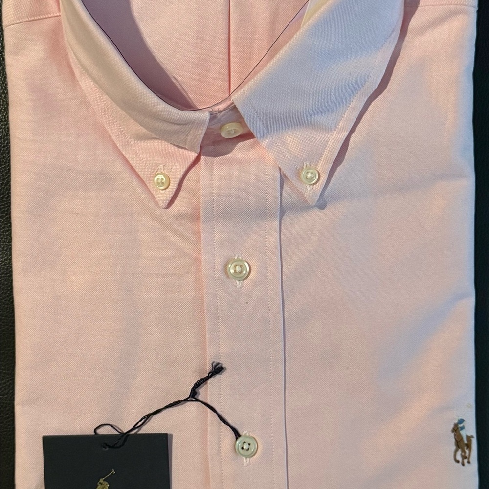 Ralph Lauren Men’s Light Pink Button-Down Oxford Shirt - Picture 2 of 3